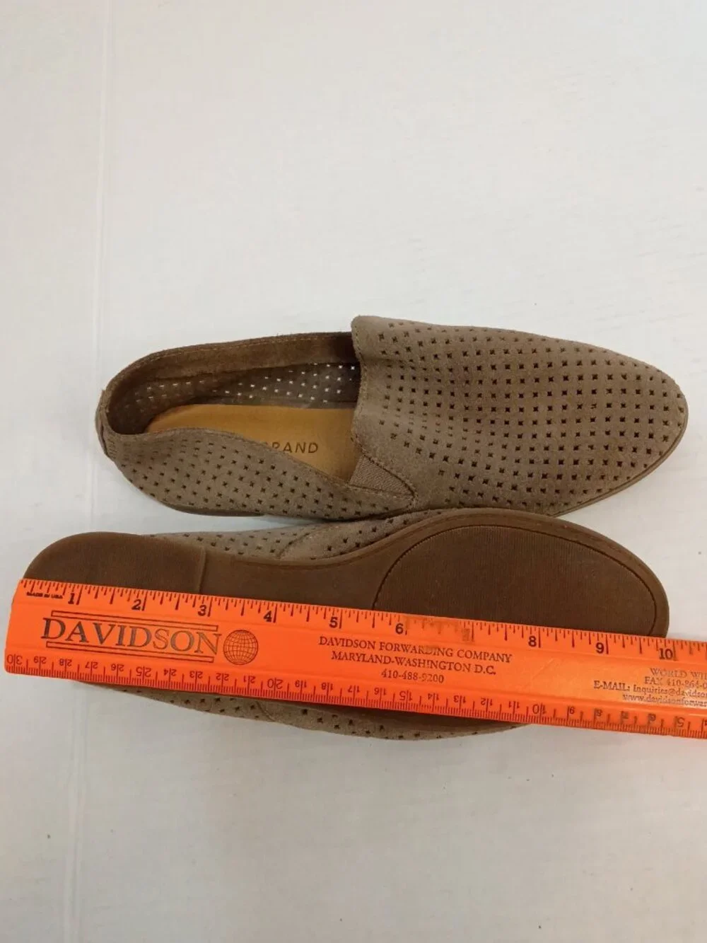 Lucky Brand Carthy Grey Perforated Suede Loafer Flats Women's Size 8.5